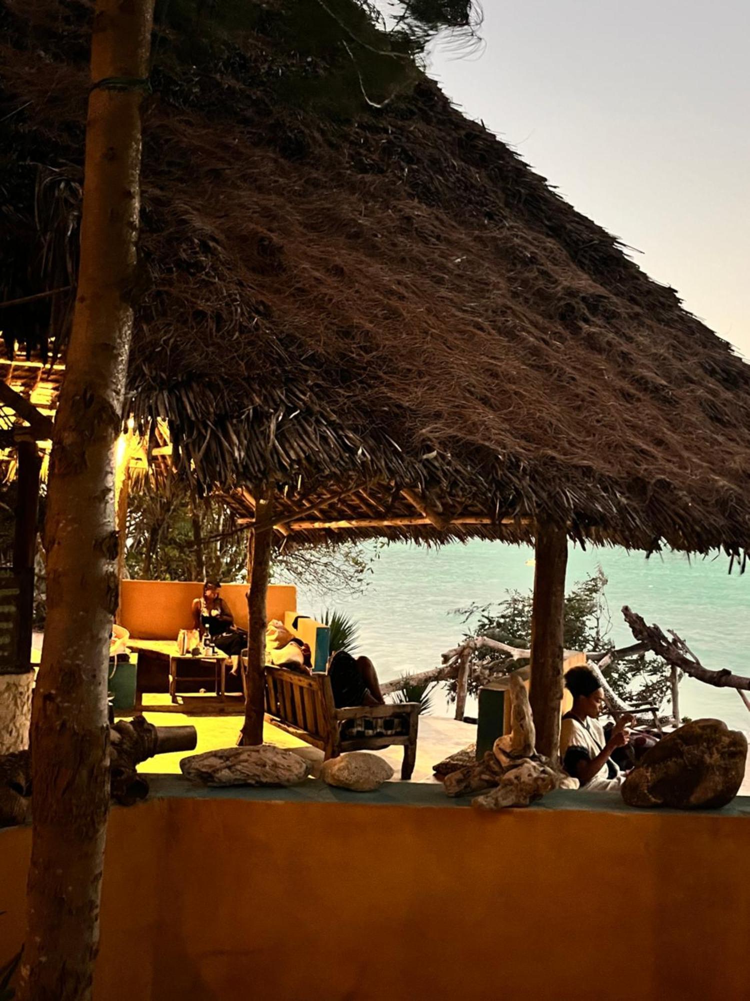 Sazani Beach Lodge And Tidal Lounge Nungwi Luaran gambar